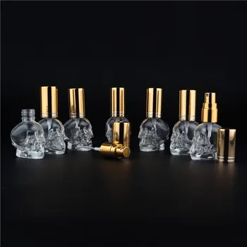 1db 8ML 10Colors Mini Travel Egyedülálló Személyiség Koponya Alakú Üres Poharat Parfümös Üveg Minta Kis Hordozható Parfume Üvegek